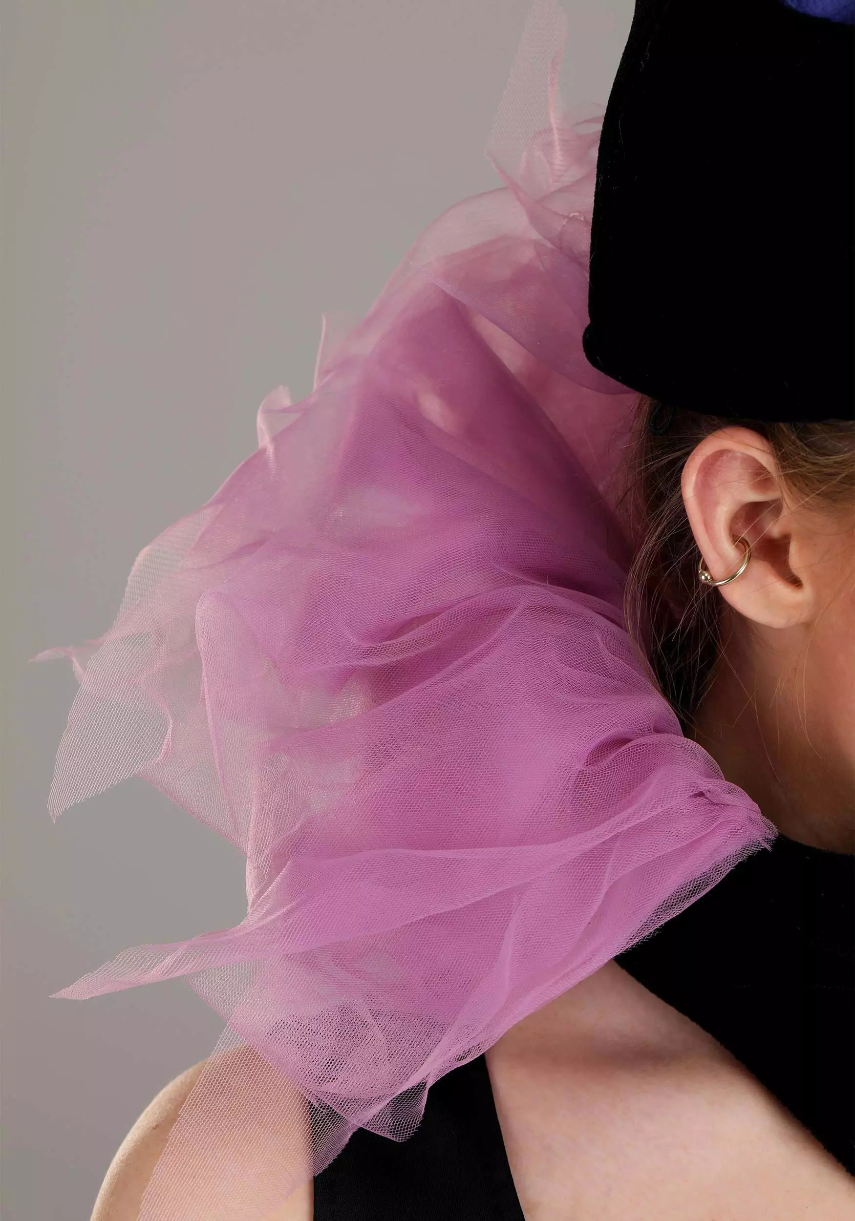 Elope Disney Emperor's New Groove Yzma Costume Hat And Collar Kit - Image 4