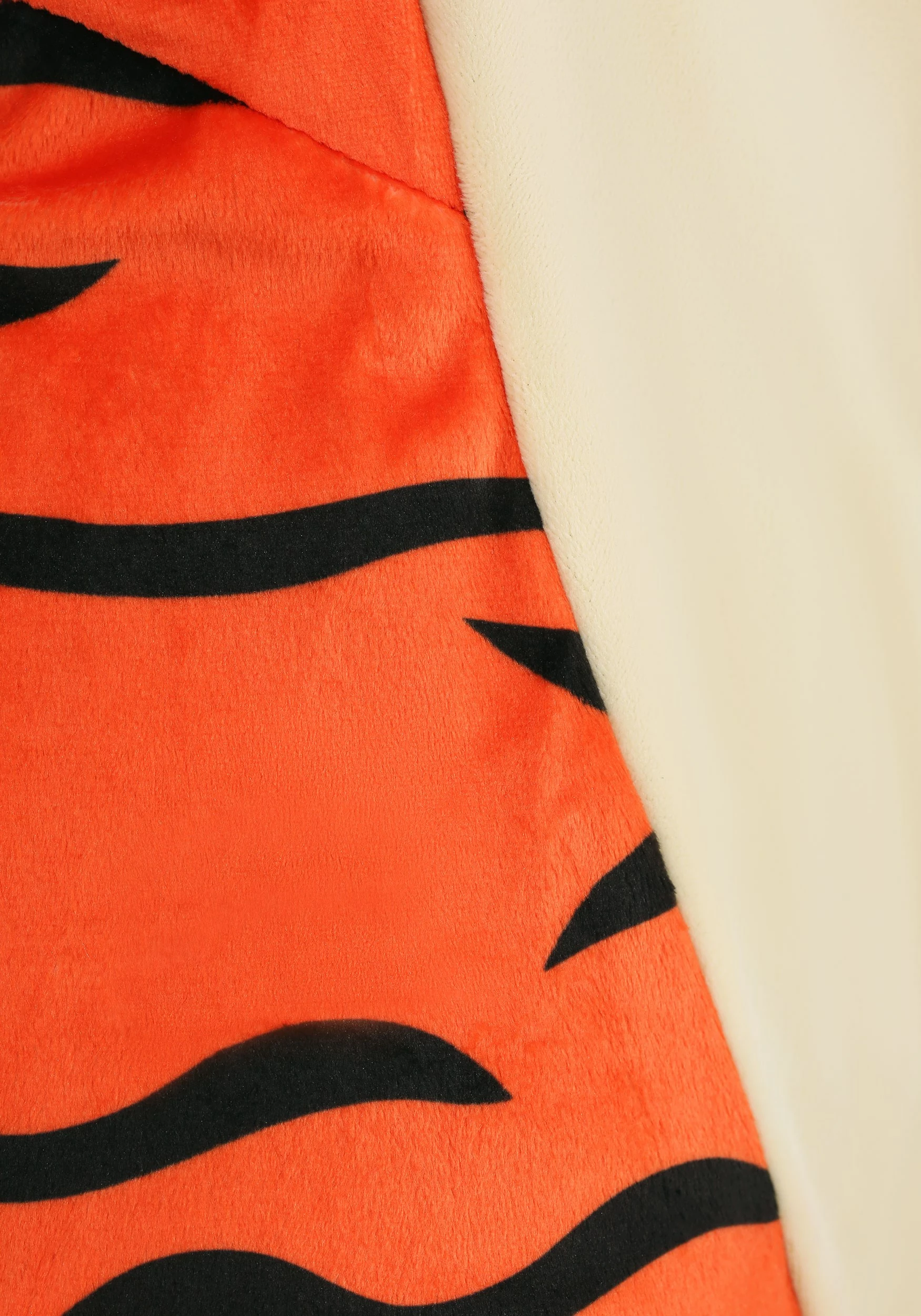 Disguise Limited Deluxe Winnie The Pooh Tigger Costume For Adults - Image 12